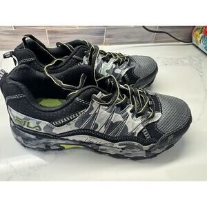 Fila Sneakers Size 5.5